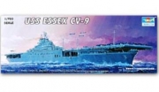 05728 1/700 USS Essex CV-9 Trumpeter